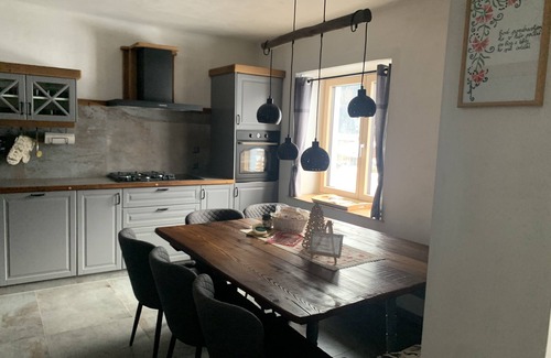 Podkoren House | House with wellness near ski slopes