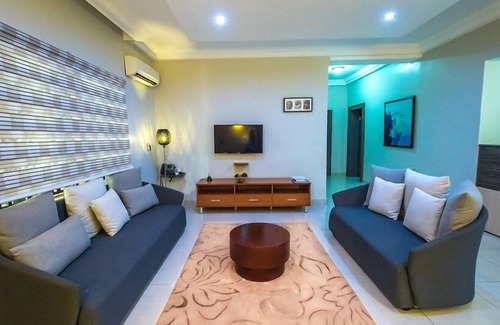 Abeokuta Hotel | House56 Hotel and Suites