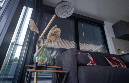 Middelaar Boat Rental | Houseboat at Mookerplas with Barrel Sauna