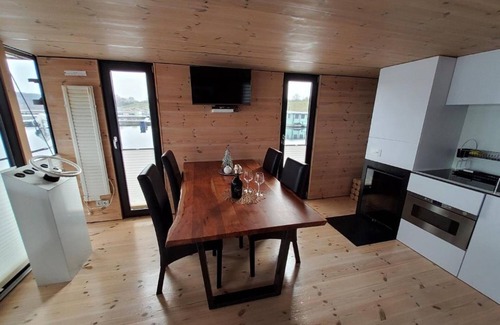 Braunsbedra Boat Rental | Houseboat "Geiselruh" with Lake View, Terraces & Wi-Fi