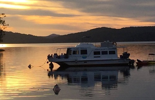 Bulahdelah Boat Rental | Houseboat Hire Myall Lakes National Park NSW
