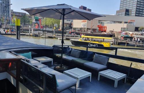 Stadsdriehoek Boat Rental | Houseboat holiday apartments Rotterdam