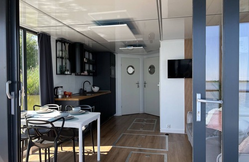 Mielno Boat Rental | Houseboat in Łazy by Lake Jamno and Sea
