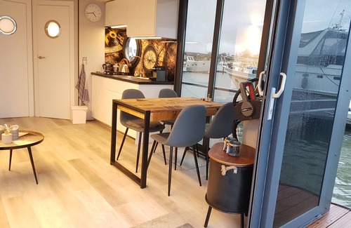 Polich Boat Rental | Houseboat LA BELLE MOSELLE on the Moselle