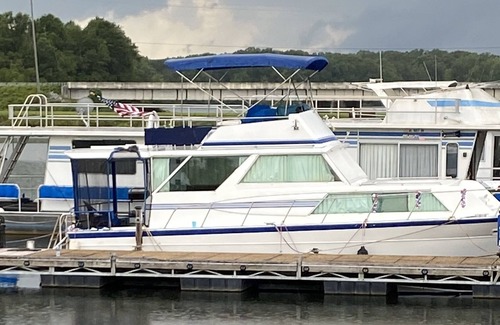 Eufaula Boat Rental | Houseboat on Lake Eufaula Fish from your boat