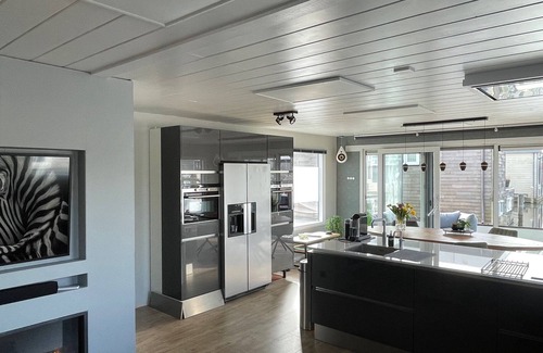 Municipality of Aalsmeer Boat Rental | Houseboat Poellodge XL, near Amsterdam