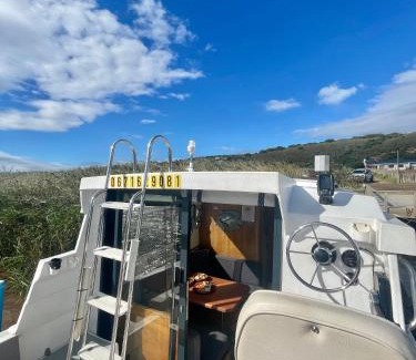 Port Beaufort Boat Rental | Houseboats - Living The Breede - Valid Skippers License compulsory