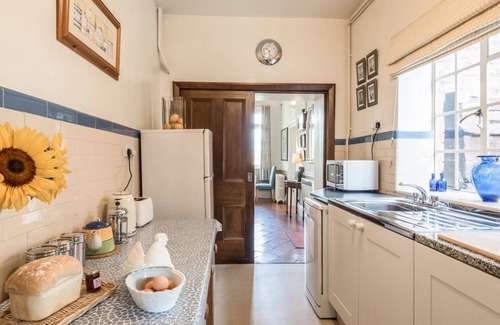 High Ercall Cottage | HOUSEKEEPER'S COTTAGE, character holiday cottage in Meeson