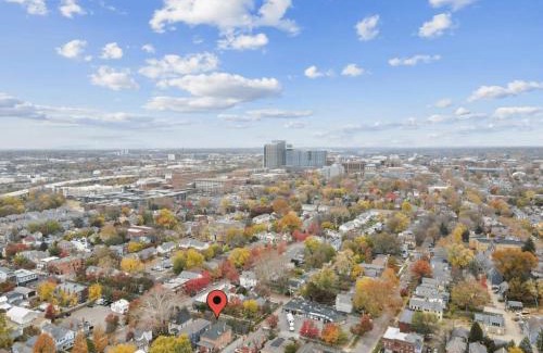 Downtown Columbus House | Housepitality - Harrison Mansion - Great Location
