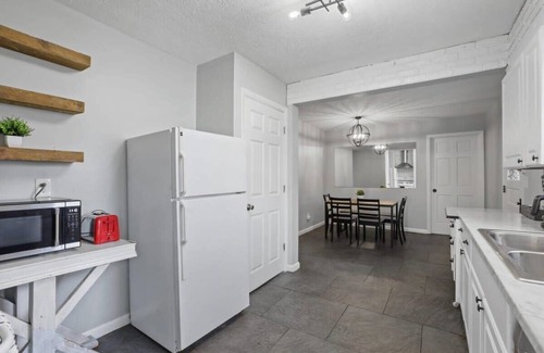 Newark House | Housepitality - Newark Friends and Family House