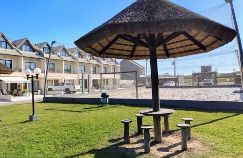 Barra Velha House | Houses in a beachfront condominium with a swimming pool in Itajubá - MCSs