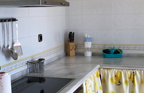 Zafarraya Cottage | Houses of Tita Elvira for 11 people