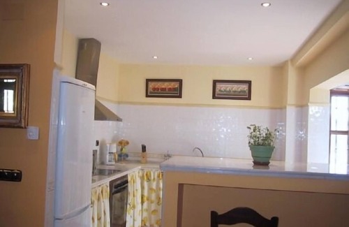 Zafarraya Cottage | Houses of Tita Elvira for 11 people