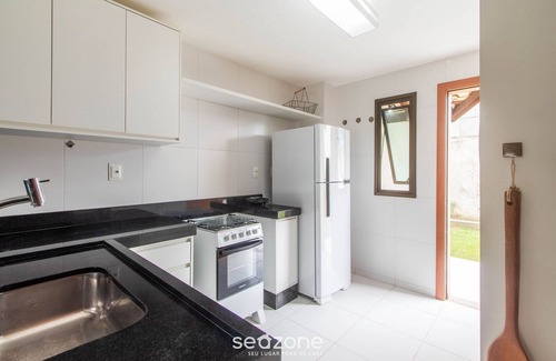 Arraial d'Ajuda Apartment | Houses With Pool 500m From the Beach in Arraial D'ajuda - ATP