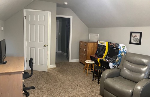 Evans House | Housing for Masters Week