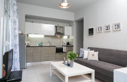 Kato Gouves House | Housing Unit, close to the sea