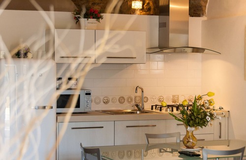 Costa dʼOneglia Apartment | Housing with private garden terrace and residential swimming pool