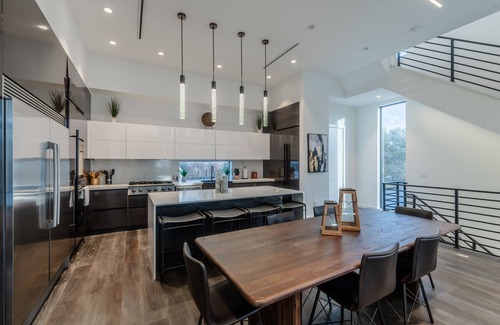 Shady Acres House | Houston Heights Luxury Retreat VII