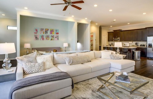 Washington Ave./ Memorial Park House | Houston Home with Rooftop Patio and Downtown Views!