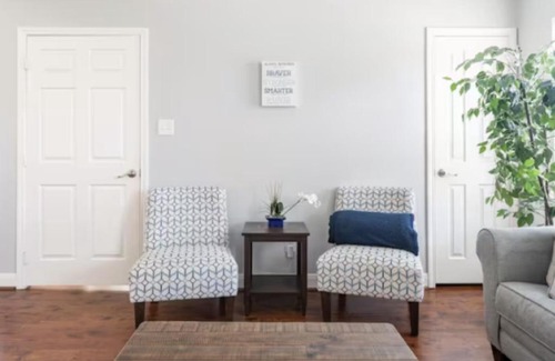 MacGregor Apartment | Houston's Cozy Abode