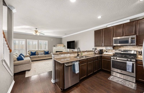 Cypress House | Houston Staycation Heated Pool Theater Room Family