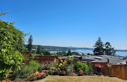 Colwood House | HOV B&B House -Hospitality Ocean View Victoria-