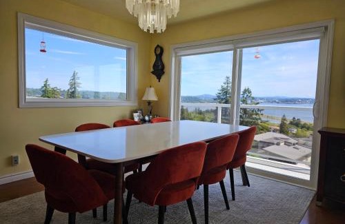 Colwood House | HOV B&B House -Hospitality Ocean View Victoria-
