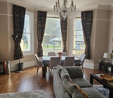 Hove Apartment | Hove Mansions Apartment
