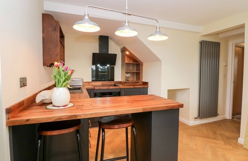 Welton Cottage | HOW HILL FARM COTTAGE, pet friendly, with a garden in Greystoke
