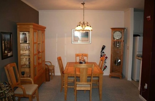 Rehoboth Beach Condo | How Style & Low Rates - Close to the Beach and Shopping