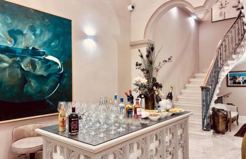 Rabat Bed & Breakfast | Howard House Hotel