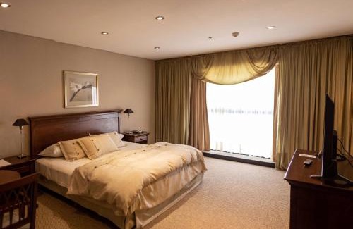 Barrio Centro Hotel | Howard Johnson Plaza Jujuy