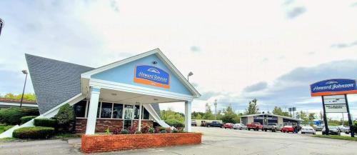 Bangor Hotel | Howard Johnson by Wyndham Bangor