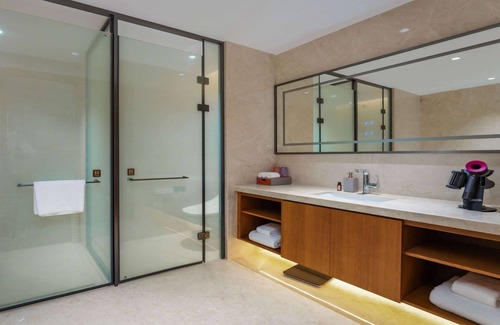 Yushui District Hotel | Howard Johnson By Wyndham Huaqiao Plaza Xinyu