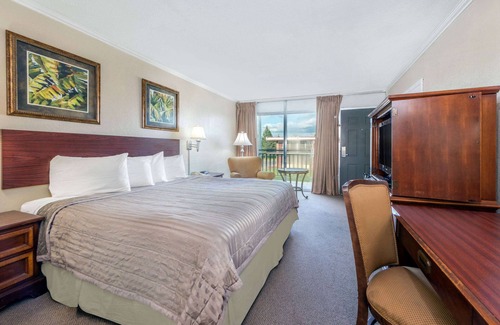 Burlington Hotel | Howard Johnson by Wyndham Burlington