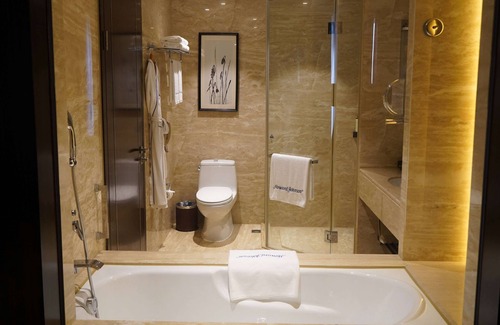 Meixian Hotel | Howard Johnson Changsheng Plaza Meizhou