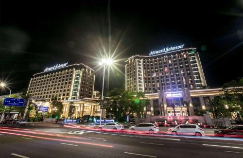 Chenghai Hotel | Howard Johnson Glory Plaza Chenghai