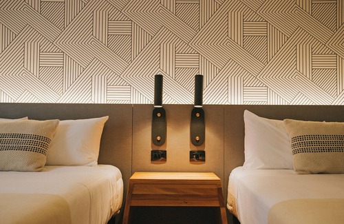 Resistencia Hotel | Howard Johnson Plaza La Ribera