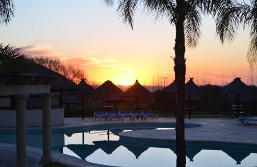 Merlo Hotel | Howard Johnson Resort Spa & Convention Center