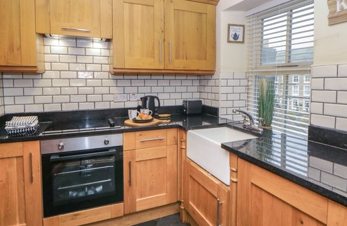 Hayfield Cottage | HOWARD'S HIDEAWAY, pet friendly in Hayfield