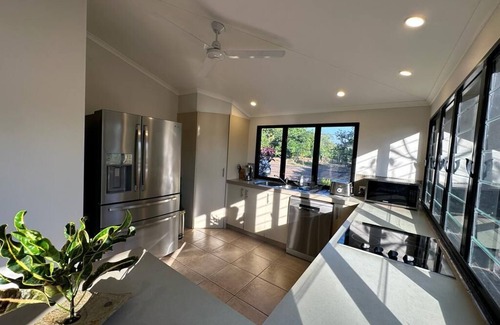 Howard Springs House | Howard Springs Tropical Getaway