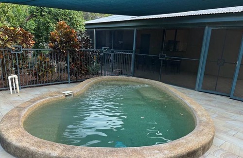 Howard Springs House | Howard Springs Tropical Getaway