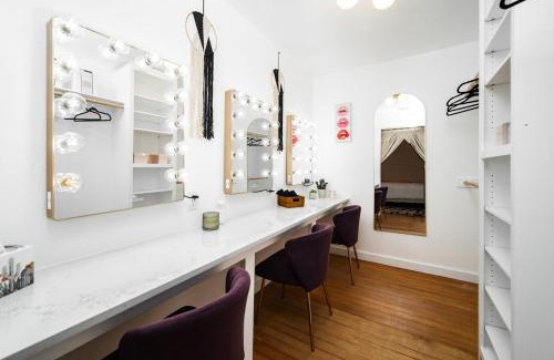 Fredericksburg House | Howdy Haus - Pool Hot Tub Game Room & Glam Room
