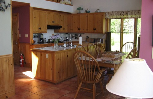 Red House House | Howe Bay Beach House/PEI Oceanfront Vacation Rental