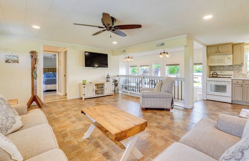 Howe House | Howe Retreat w/Fire Pit + Private Boat Dock!