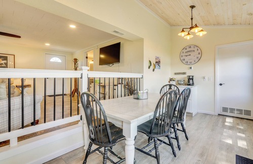 Howe House | Howe Retreat w/Fire Pit + Private Boat Dock!