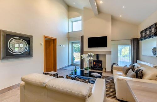 Fourstones Near Bentham House | Howgills Barn