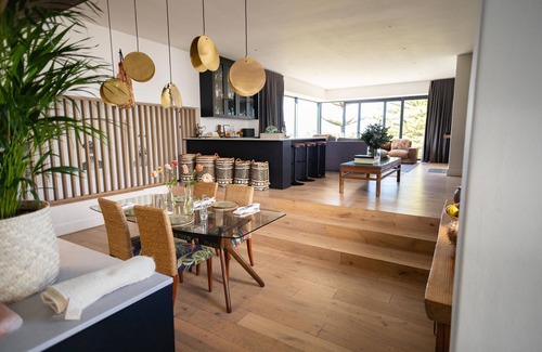 Eastcliff House | Hoy House - Tranquil Luxury at This Coastal Retreat