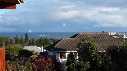 Bunkers Hill Hotel | Hoylake Inn