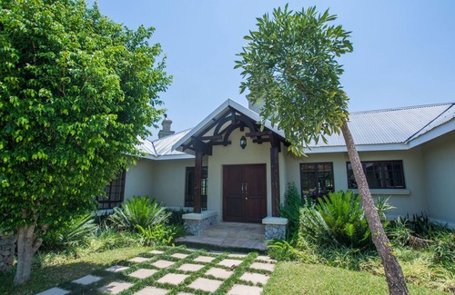 Hazyview Villa | HoyoHoyo Hazyview Villas